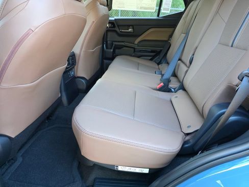 New 2026 Toyota 4Runner Limited AWD/4WD image 23