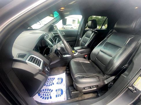 Used 2014 Ford Explorer Limited image 11