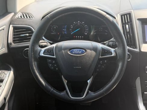 Used 2019 Ford Edge SEL w/ Equipment Group 201A FWD image 40