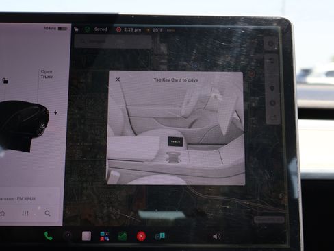 Used 2018 Tesla Model 3 Mid Range RWD image 23