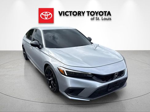 Used 2024 Honda Civic Sport image 1