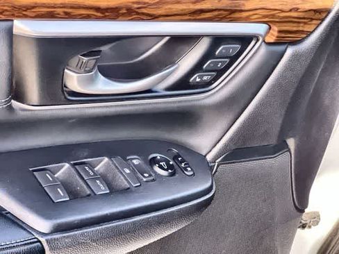 Used 2019 Honda CR-V EX-L image 30