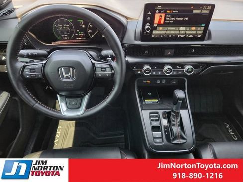 Used 2025 Honda CR-V Sport Touring image 27