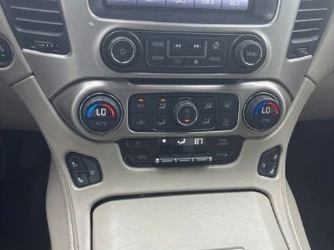 Used 2015 GMC Yukon Denali w/ Open Road Package AWD/4WD image 22