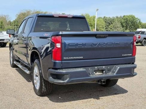 Used 2020 Chevrolet Silverado 1500 Custom w/ Custom Value Package AWD/4WD image 6