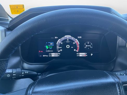 Used 2025 Toyota Tundra Platinum AWD/4WD image 14