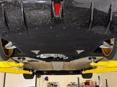 Used 2018 Lamborghini Huracan Performante image 95