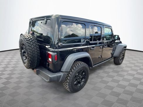 Used 2023 Jeep Wrangler Unlimited w/ Sun & Screen Package AWD/4WD image 6