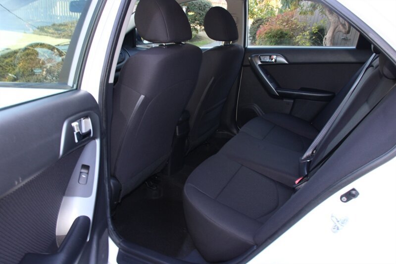 Used 2013 Kia Forte EX w/ Premium Pkg FWD image 14
