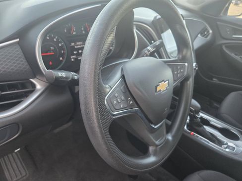 Used 2024 Chevrolet Malibu LT FWD image 10