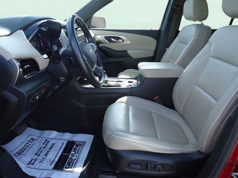 Used 2022 Chevrolet Traverse Premier w/ LPO, 'HIT The Road' Package AWD/4WD image 24