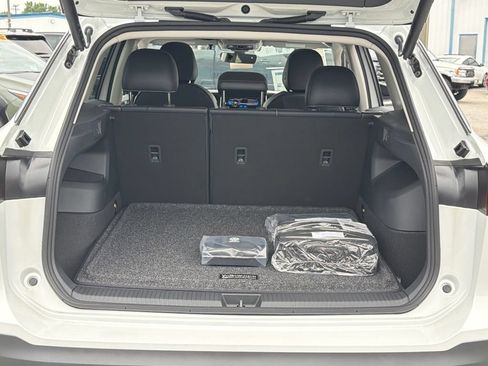 New 2026 Volkswagen Tiguan SE AWD/4WD image 24