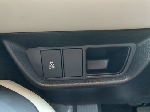 New 2026 Honda HR-V LX image 29