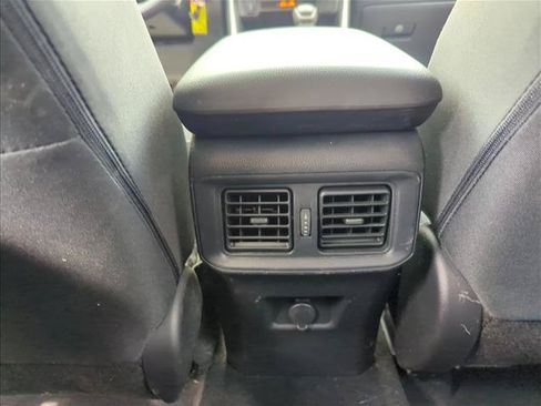 Certified 2025 Toyota RAV4 LE AWD/4WD image 23