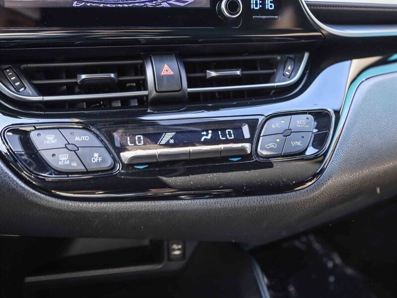 Used 2019 Toyota C-HR LE FWD image 30