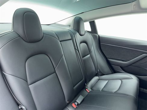 Used 2023 Tesla Model 3 Standard Range image 49