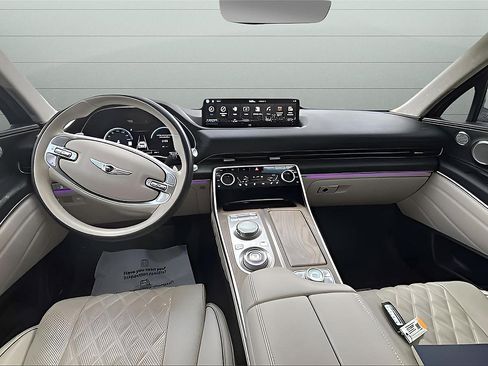 Used 2024 Genesis GV80 3.5T w/ Prestige Package AWD/4WD image 9