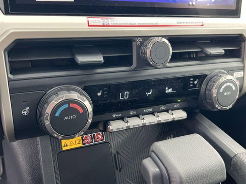 New 2024 Toyota Tacoma TRD Off-Road image 15