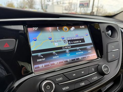 Used 2019 Buick Envision Essence image 23