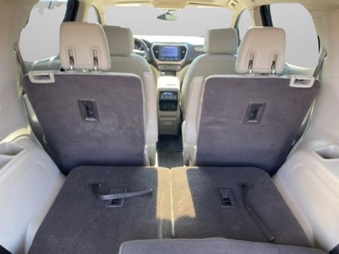 Used 2019 GMC Acadia Denali w/ Technology Package image 38