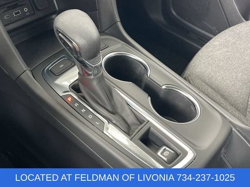 Used 2024 Chevrolet Equinox LT AWD/4WD image 15