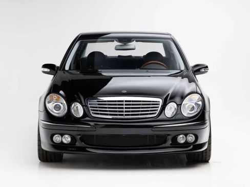 Used 2005 Mercedes-Benz E 500 Sedan image 5