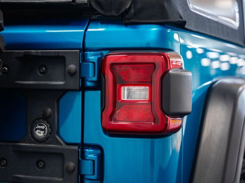 Used 2020 Jeep Wrangler Unlimited Sport S AWD/4WD image 7