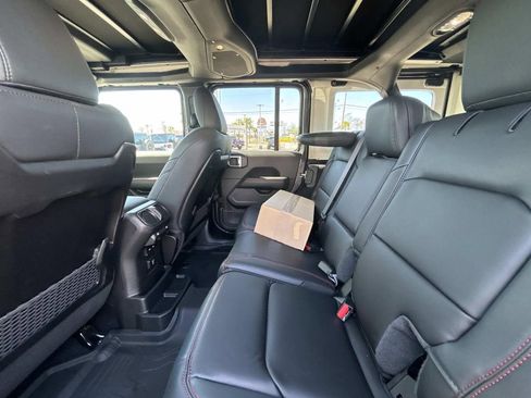 New 2026 Jeep Wrangler Unlimited Rubicon image 11