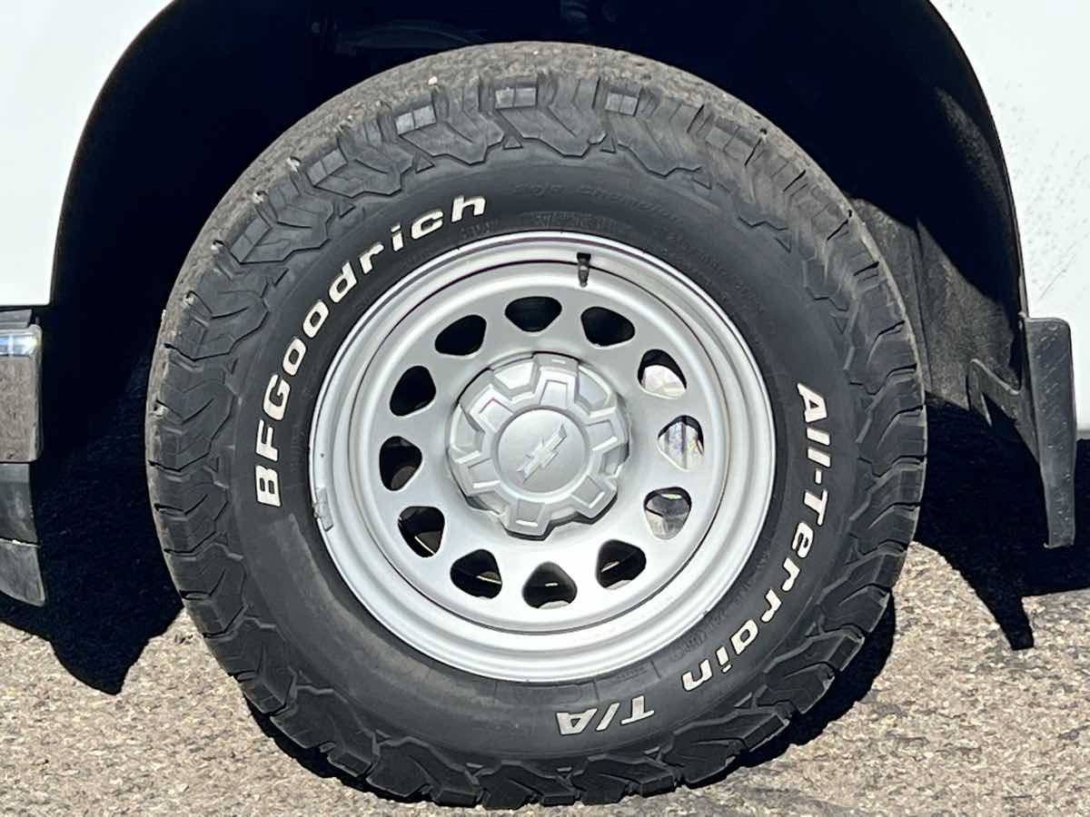 Used 2021 Chevrolet Silverado 1500 W/T w/ WT Convenience Package AWD/4WD image 8