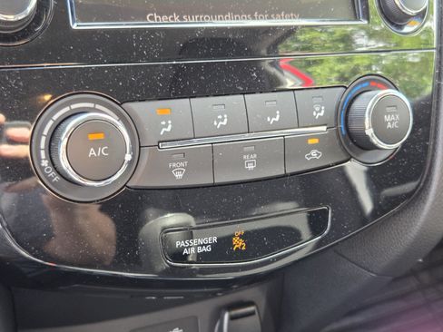 Used 2021 Nissan Rogue Sport S FWD image 27