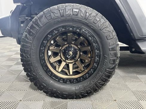 Used 2020 Jeep Wrangler Unlimited Sport S image 10