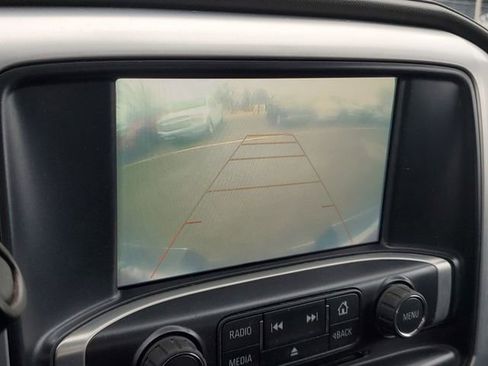 Used 2018 GMC Sierra 1500 SLE image 24