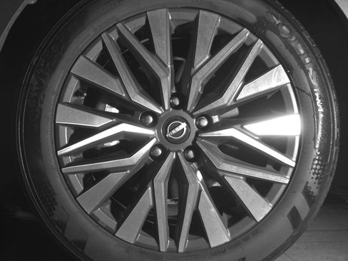 Used 2025 Nissan Altima 2.5 SV image 12