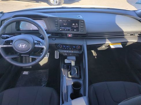 New 2026 Hyundai Elantra Sport FWD image 16