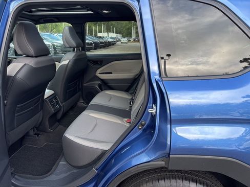 Used 2026 Subaru Forester Premium image 4