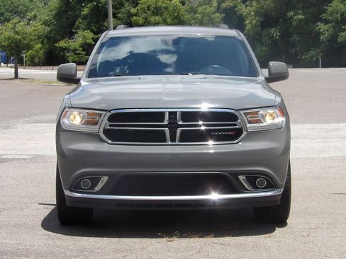 Used 2019 Dodge Durango SXT image 1