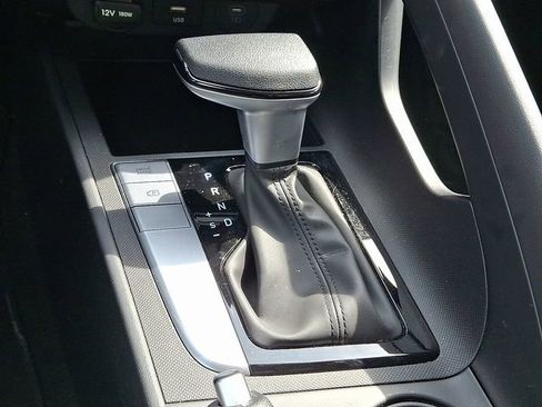 Certified 2026 Hyundai Elantra SE image 14