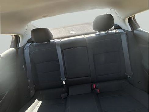 Used 2016 Chevrolet Cruze LT w/ LT Convenience Package FWD image 12