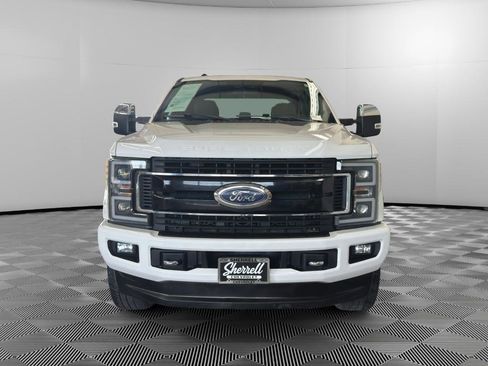 Used 2017 Ford F350 XLT w/ XLT Premium Package AWD/4WD image 2