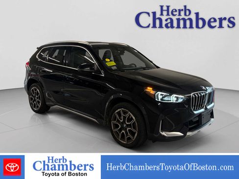 Used 2023 BMW X1 xDrive28i w/ Convenience Package AWD/4WD image 1