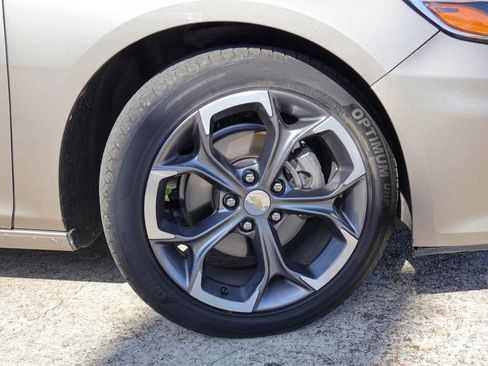 Used 2024 Chevrolet Malibu LT FWD image 25