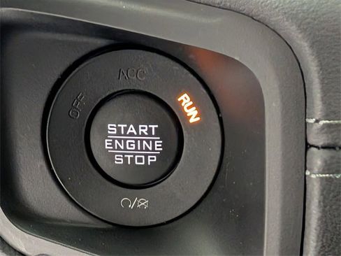 Certified 2025 Jeep Wrangler Unlimited Sahara w/ Safety Group image 22