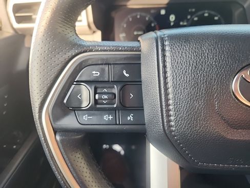 Used 2025 Toyota 4Runner TRD Off-Road Premium image 23