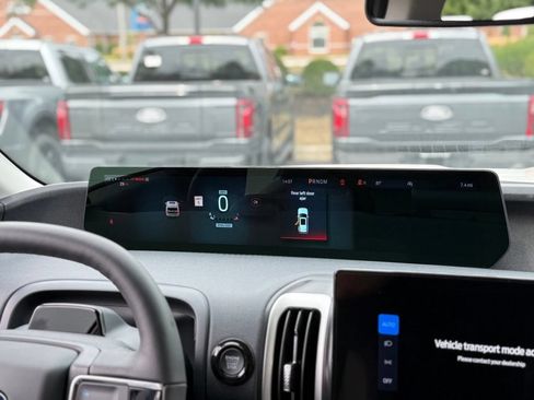 New 2027 Ford Expedition Active AWD/4WD image 8