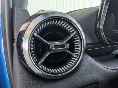 Used 2024 Chevrolet Blazer EV LT image 12