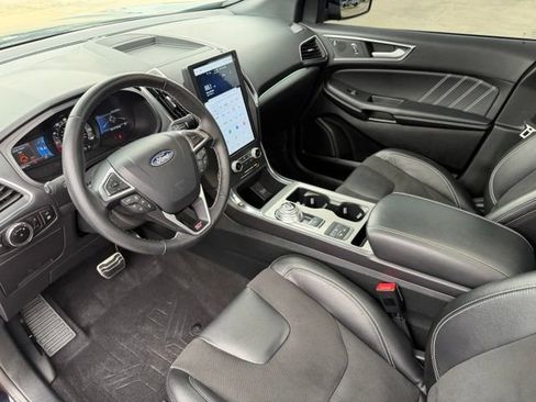 Used 2024 Ford Edge ST w/ Equipment Group 401A AWD/4WD image 12