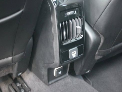 Used 2022 Jeep Compass Limited w/ Sun and Sound Group image 24