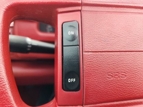 Used 1992 Ford Mustang LX RWD image 29