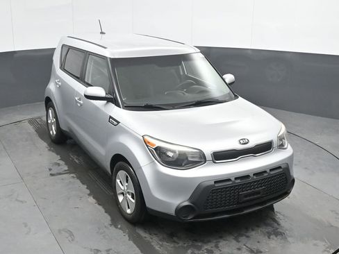 Used 2016 Kia Soul FWD image 19