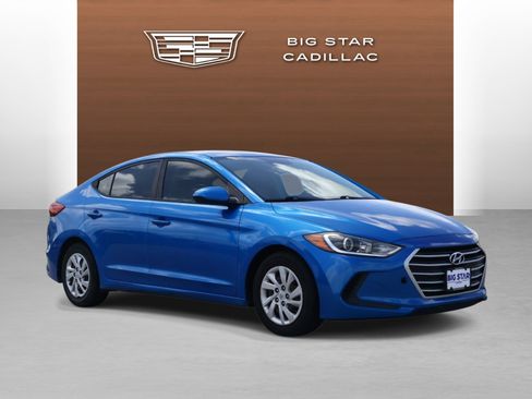 Used 2017 Hyundai Elantra SE FWD image 7